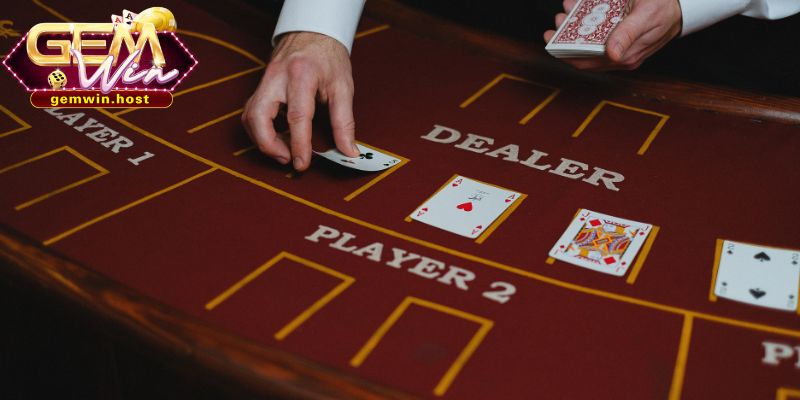 Bất cứ người chơi nào cũng cần phải nắm được luật chơi game Blackjack chi tiết